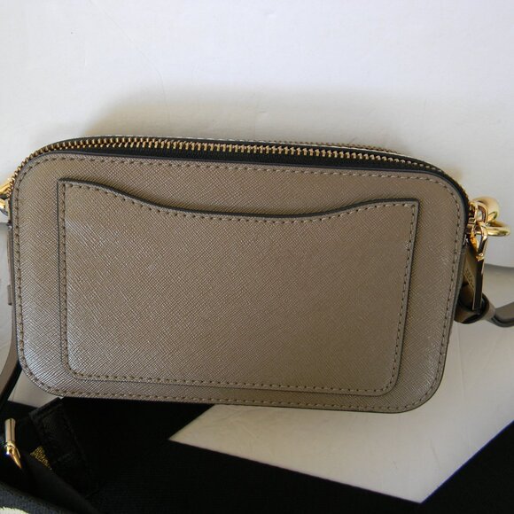 MARC JACOBS SNAPSHOT COLORBLOCK NEUTRAL COLORS SAFFIANO LEATHER CROSSBODY BAG - Picture 7 of 11